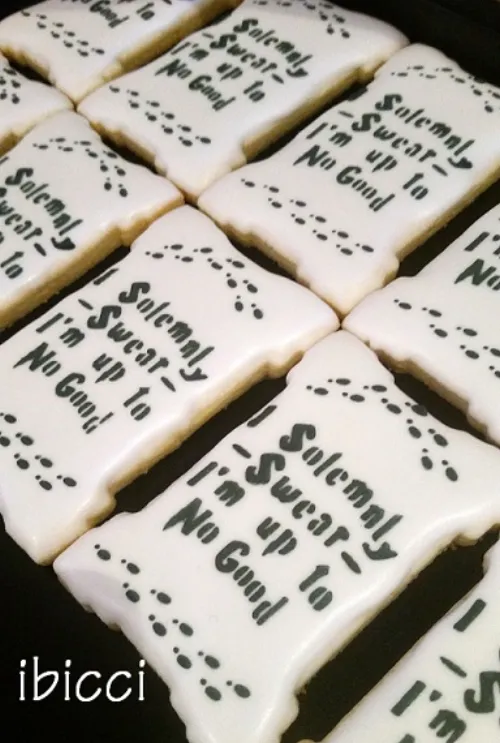 ibicci 'I Solemly Swear i am up to No Good' Cookies using the ibicci stencil